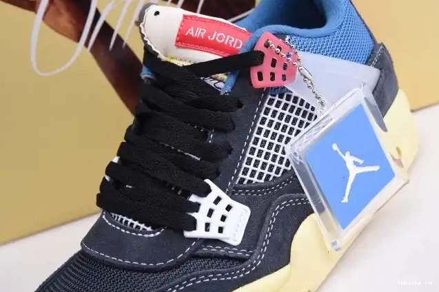 Rep TB 4 UNION JORDAN DC9533-001 RETRO AIR OFF NOIR 0605